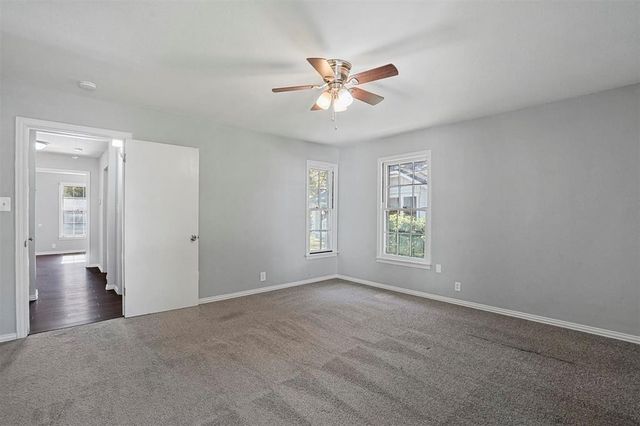 210 W Willingham Street B, Cleburne, TX 76033