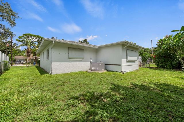 4594 PARNELL DRIVE, Sarasota, FL 34232