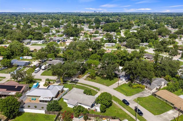 4594 PARNELL DRIVE, Sarasota, FL 34232