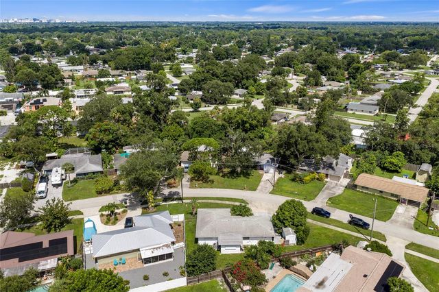 4594 PARNELL DRIVE, Sarasota, FL 34232