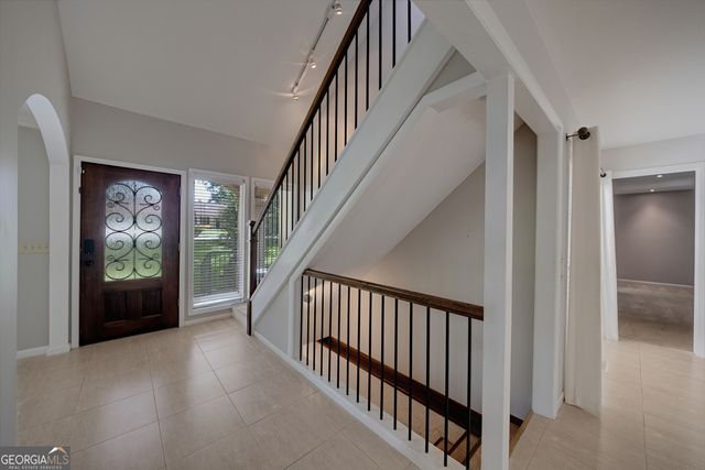 4474 Cove Island Drive NE, Marietta, GA 30067