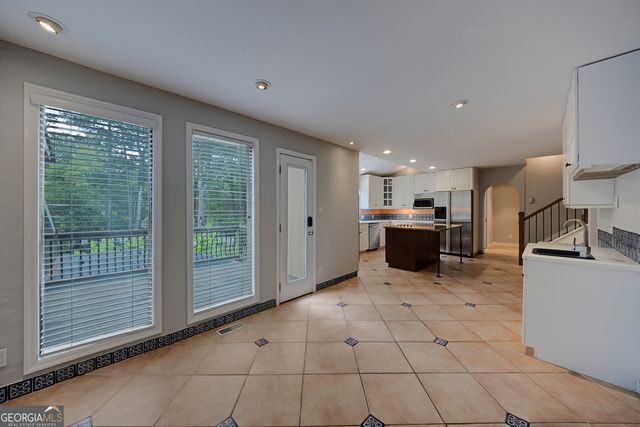 4474 Cove Island Drive NE, Marietta, GA 30067