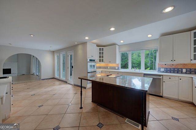 4474 Cove Island Drive NE, Marietta, GA 30067
