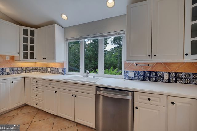 4474 Cove Island Drive NE, Marietta, GA 30067