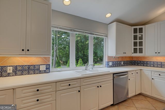 4474 Cove Island Drive NE, Marietta, GA 30067