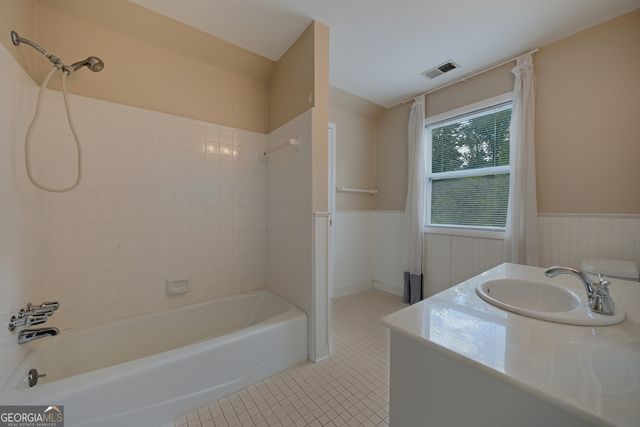 4474 Cove Island Drive NE, Marietta, GA 30067