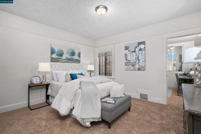 168 Laura St, San Francisco, CA 94112