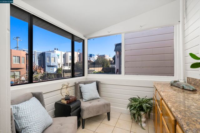 168 Laura St, San Francisco, CA 94112