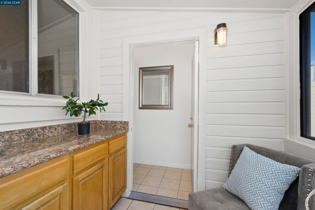 168 Laura St, San Francisco, CA 94112