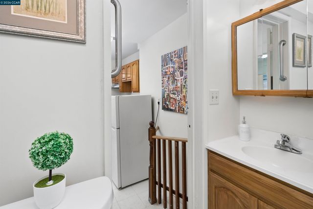 168 Laura St, San Francisco, CA 94112