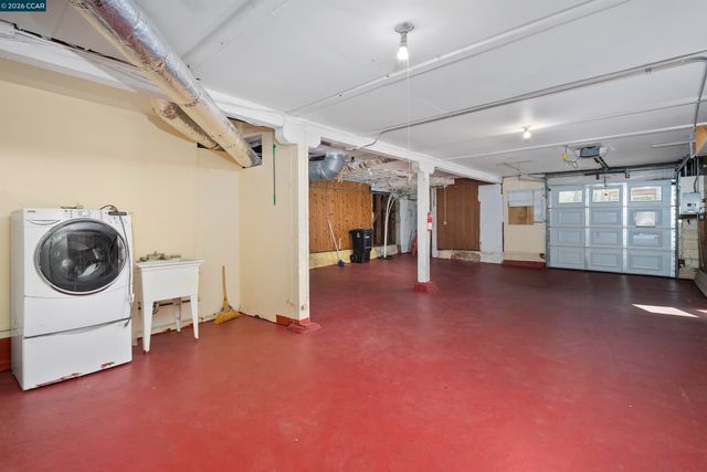 168 Laura St, San Francisco, CA 94112