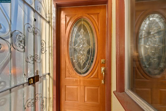 168 Laura St, San Francisco, CA 94112