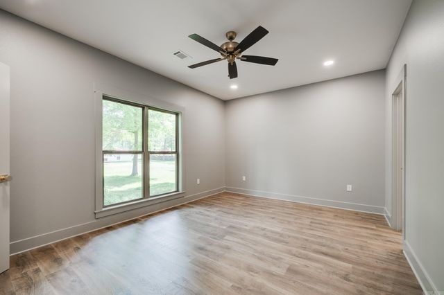 47 Bowling Lane, Conway, AR 72032