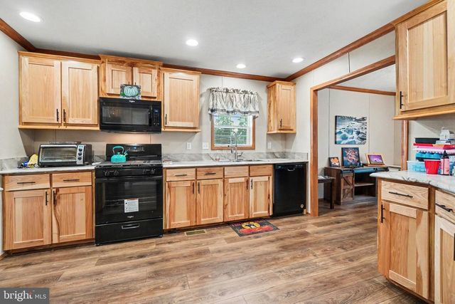 49 N ELMER AVE, Halifax, PA 17032