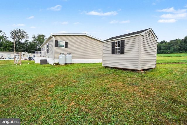 49 N ELMER AVE, Halifax, PA 17032