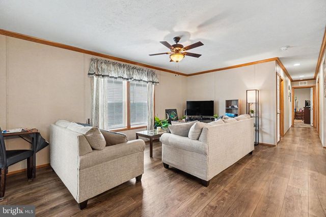 49 N ELMER AVE, Halifax, PA 17032