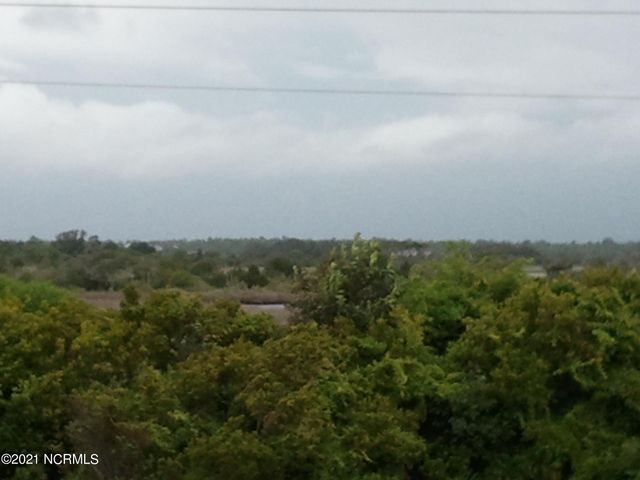 1211 N New River Drive, Holly Ridge, NC 28445