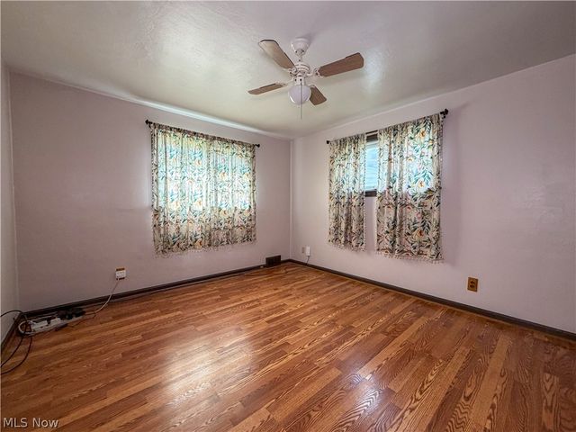 53 Memorial Circle, Campbell, OH 44405