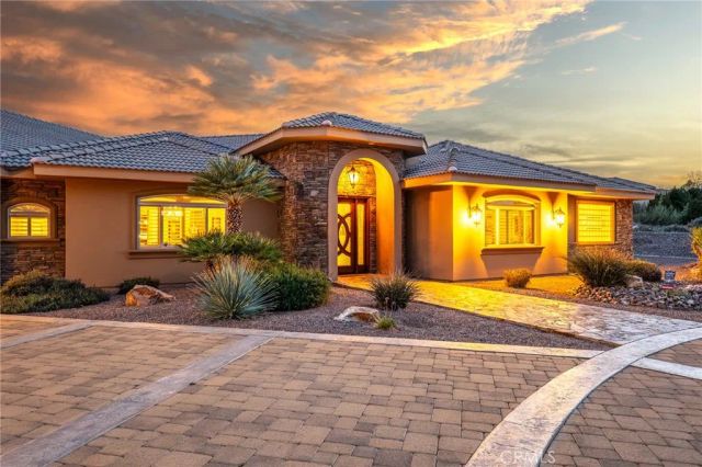 58839 Santa Barbara Dr, Yucca Valley, CA 92284