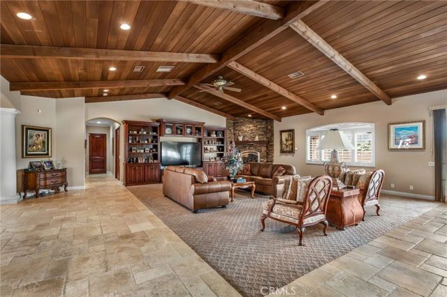58839 Santa Barbara Dr, Yucca Valley, CA 92284
