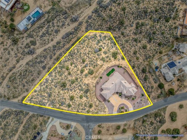 58839 Santa Barbara Dr, Yucca Valley, CA 92284