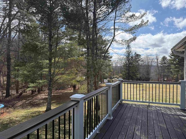 387 Meadow Brook Road, Brattleboro, VT 05301