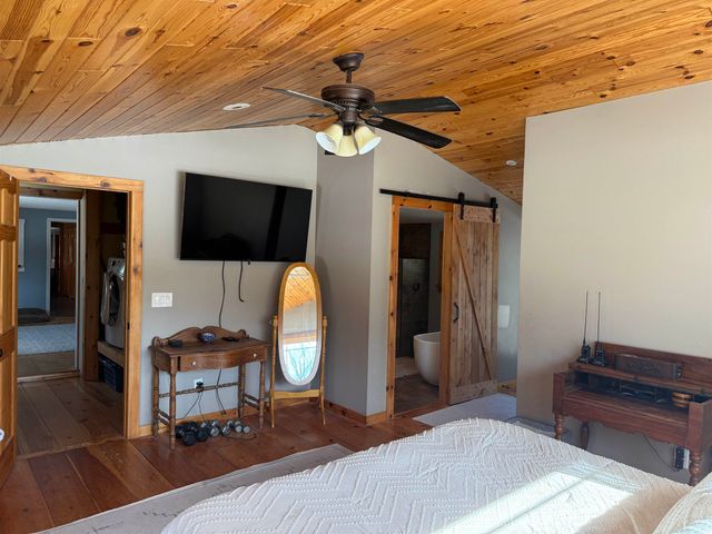 387 Meadow Brook Road, Brattleboro, VT 05301