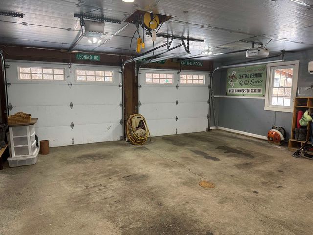 387 Meadow Brook Road, Brattleboro, VT 05301