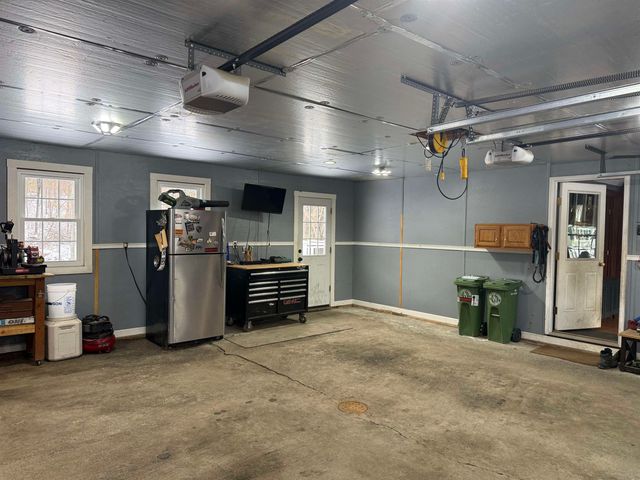 387 Meadow Brook Road, Brattleboro, VT 05301