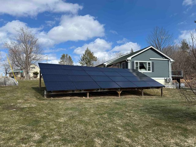 387 Meadow Brook Road, Brattleboro, VT 05301