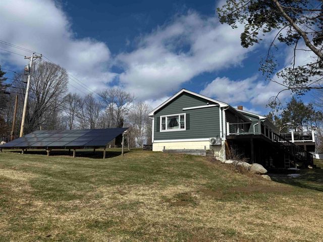 387 Meadow Brook Road, Brattleboro, VT 05301
