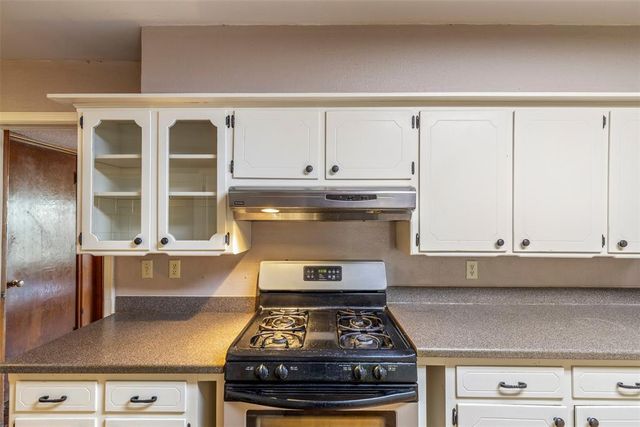 619 N 6th Street, Weatherford, OK 73096