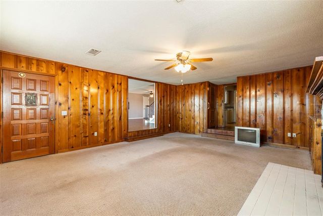 619 N 6th Street, Weatherford, OK 73096