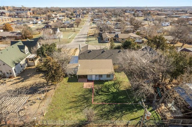 619 N 6th Street, Weatherford, OK 73096