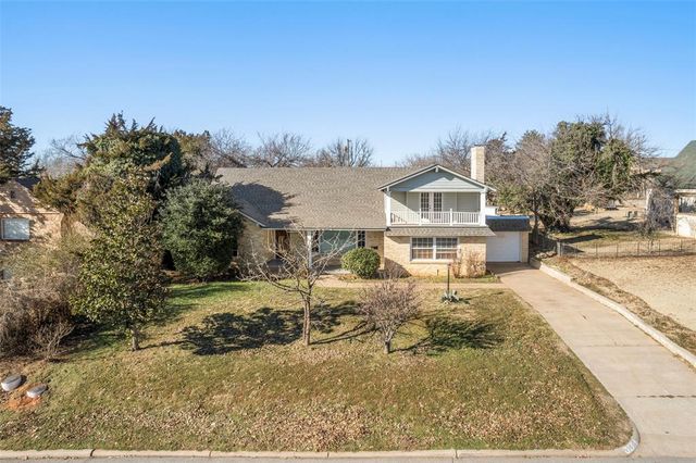 619 N 6th Street, Weatherford, OK 73096