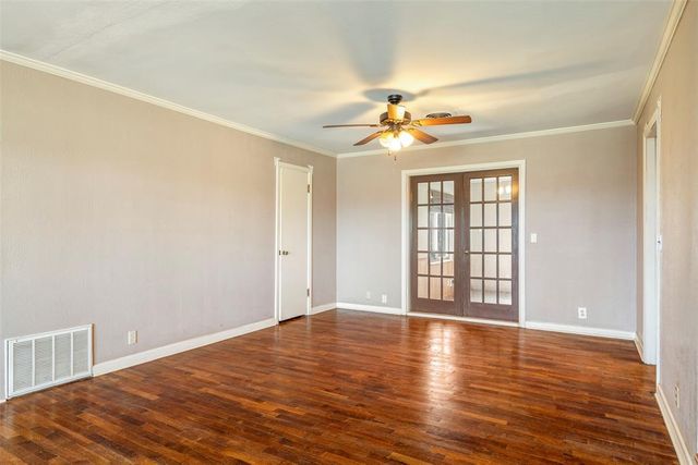 619 N 6th Street, Weatherford, OK 73096