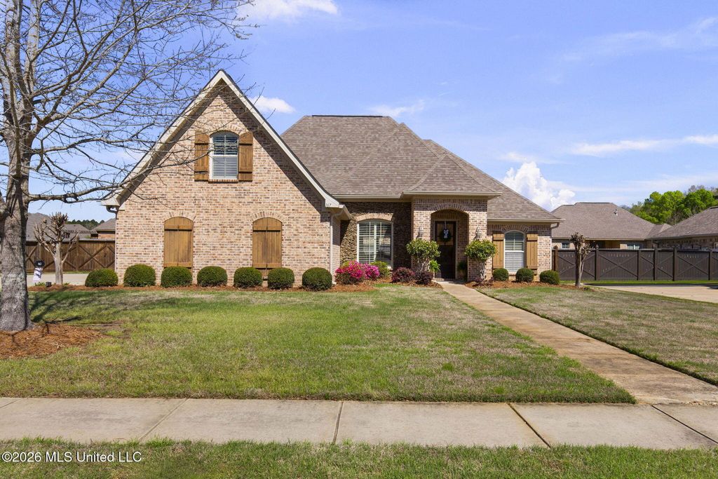 167 Belle Oak Drive, Brandon, MS 39042
