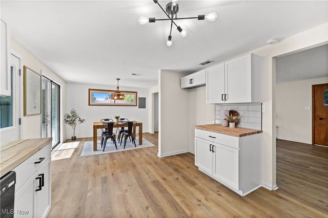 1516 Gillie Drive, Streetsboro, OH 44241