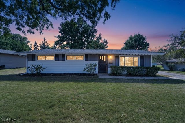 1516 Gillie Drive, Streetsboro, OH 44241