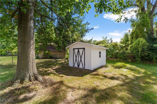 1516 Gillie Drive, Streetsboro, OH 44241