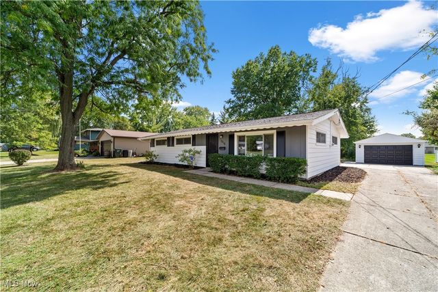 1516 Gillie Drive, Streetsboro, OH 44241