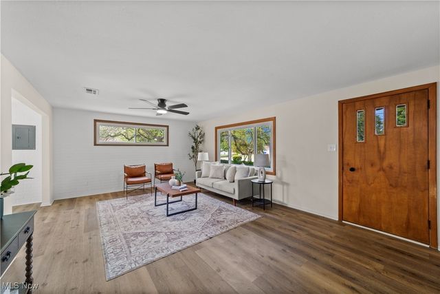 1516 Gillie Drive, Streetsboro, OH 44241