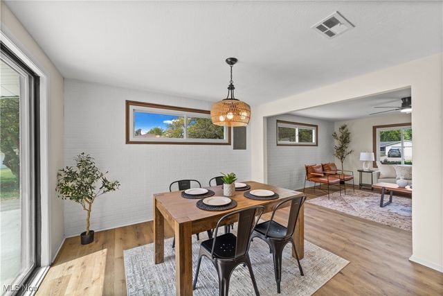 1516 Gillie Drive, Streetsboro, OH 44241