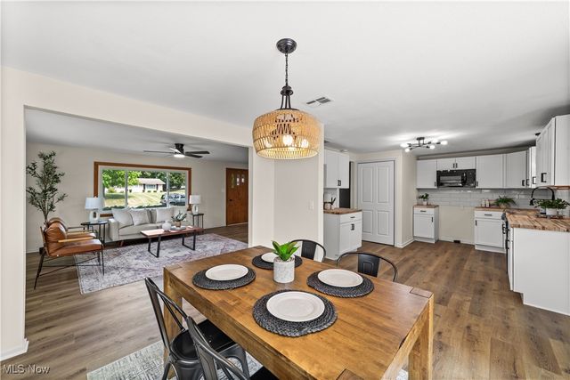 1516 Gillie Drive, Streetsboro, OH 44241