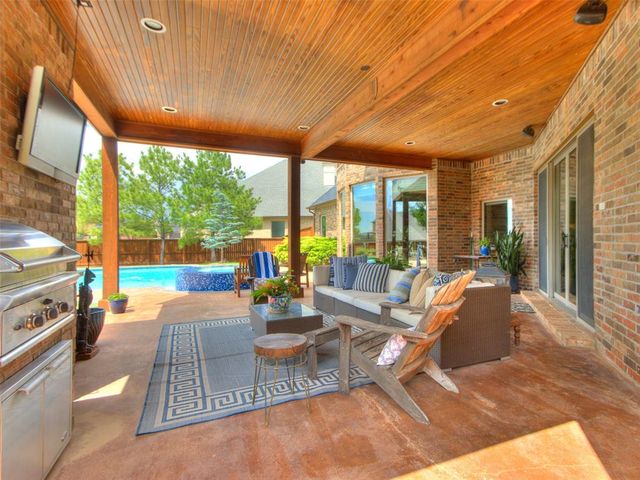 3208 NW 176th Place, Edmond, OK 73012