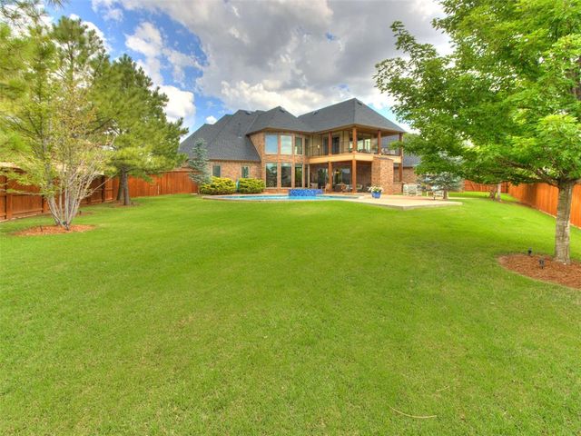 3208 NW 176th Place, Edmond, OK 73012