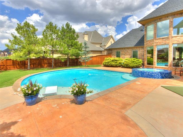 3208 NW 176th Place, Edmond, OK 73012