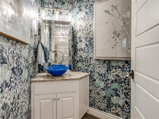 3208 NW 176th Place, Edmond, OK 73012
