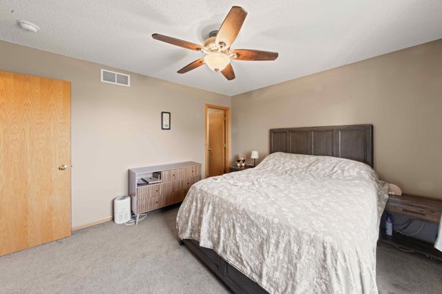 1201 Aspen Court, Farmington, MN 55024