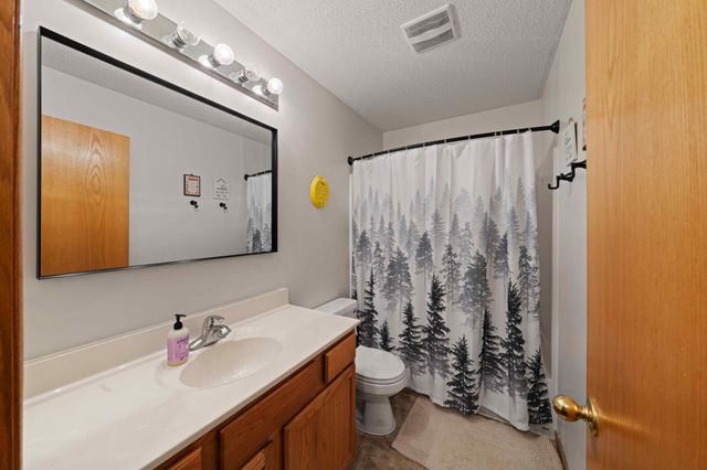 1201 Aspen Court, Farmington, MN 55024